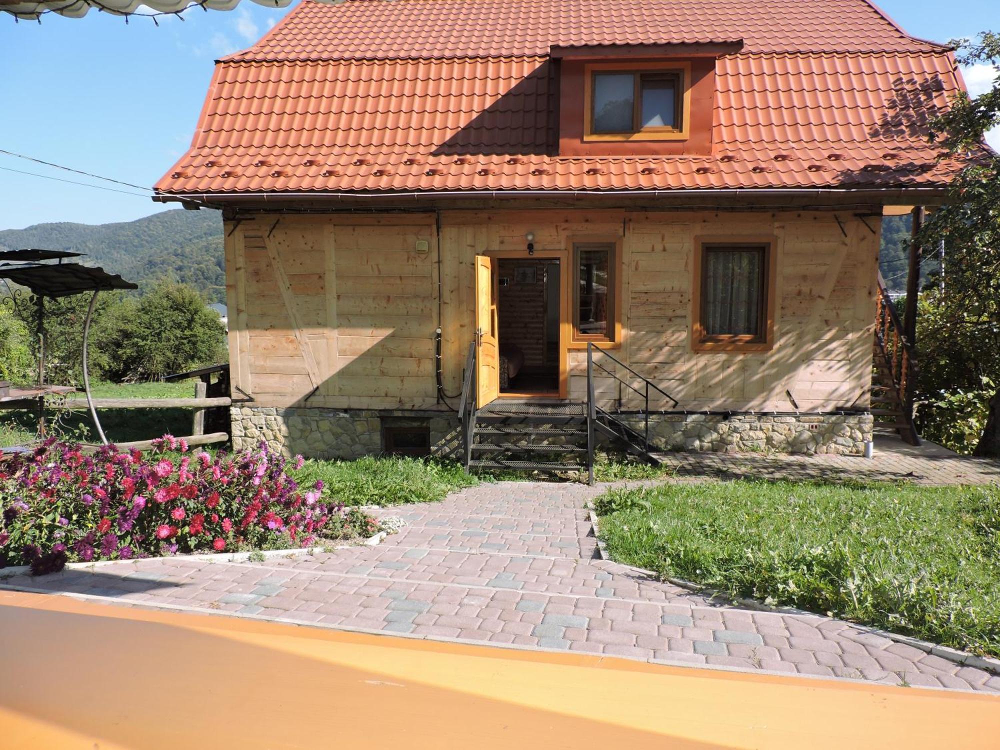 Садиба "Три Царі" Yaremche Exterior photo